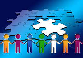 Werkgevers zoeken massaal personeel. Veel talentvolle mensen met een beperking zoeken nog werk. 