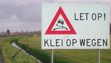 klei op wegen