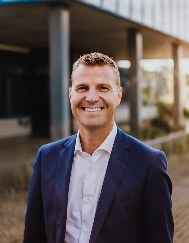 Vijf vrafen aan Jeroen Burger