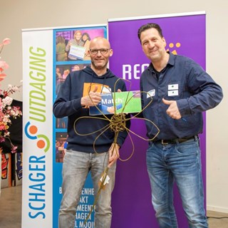 180424 Beursvloer SU (4) (Middel)