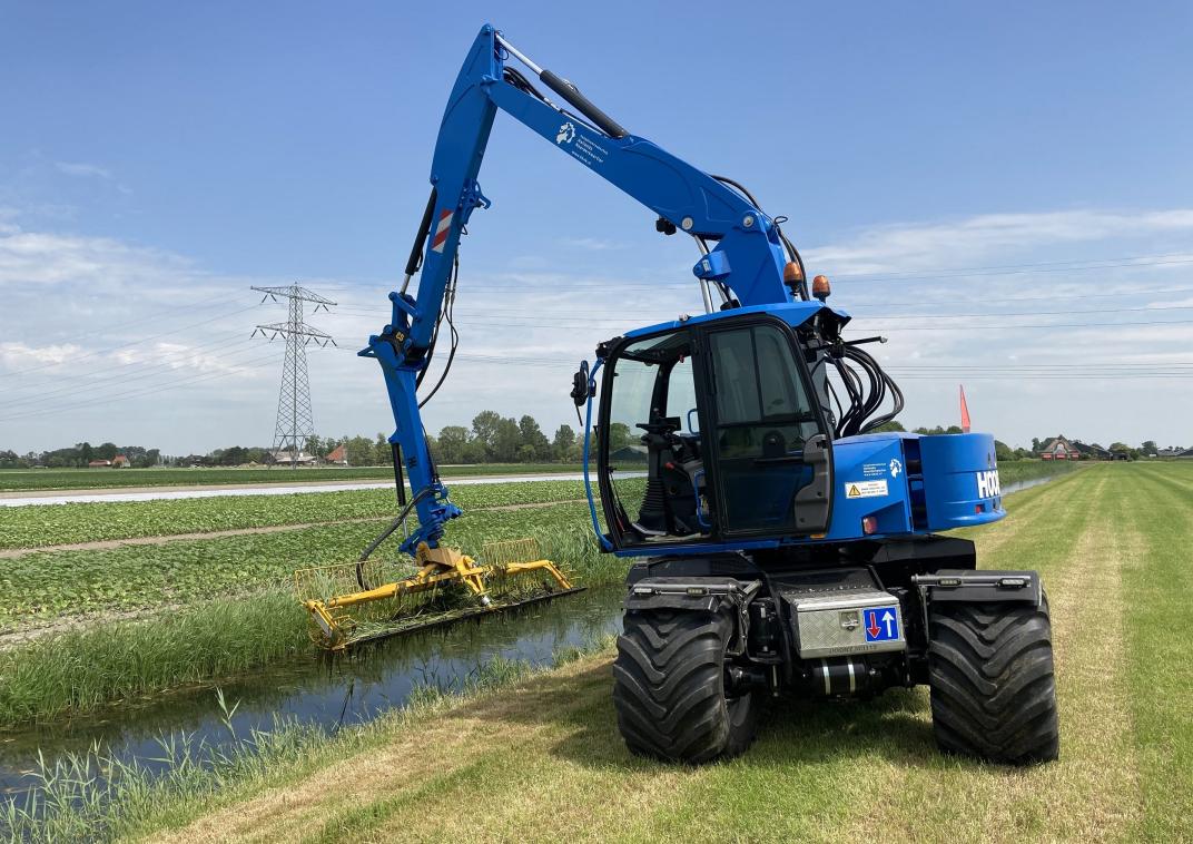 Maaien van sloten en vaarten weer van start
