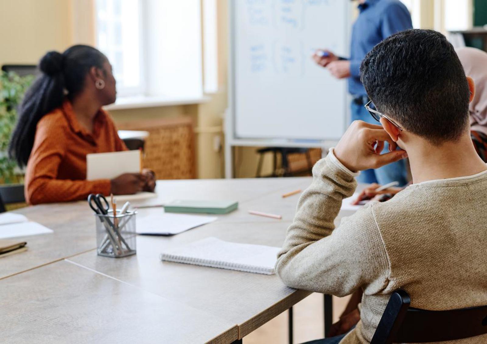 Vaktaal Werkt! Taal leren en werken voor statushouders
