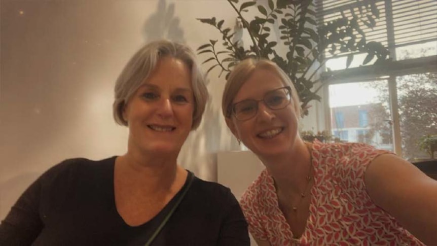 Astrid Snaas en Annie Smalheer